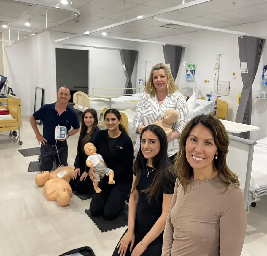 cpr-course-sydney-aed-practice